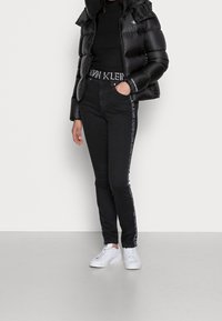 Calvin Klein Jeans Dunjakker - black