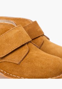 Pisamonas CHUKKA - Botines - camel