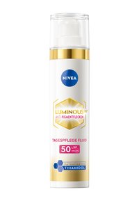 NIVEA Luminous 630 Anti-Pigment Fluid in a white bottle with gold accents, featuring a pump dispenser and blue logo. SPF 50 indicated.