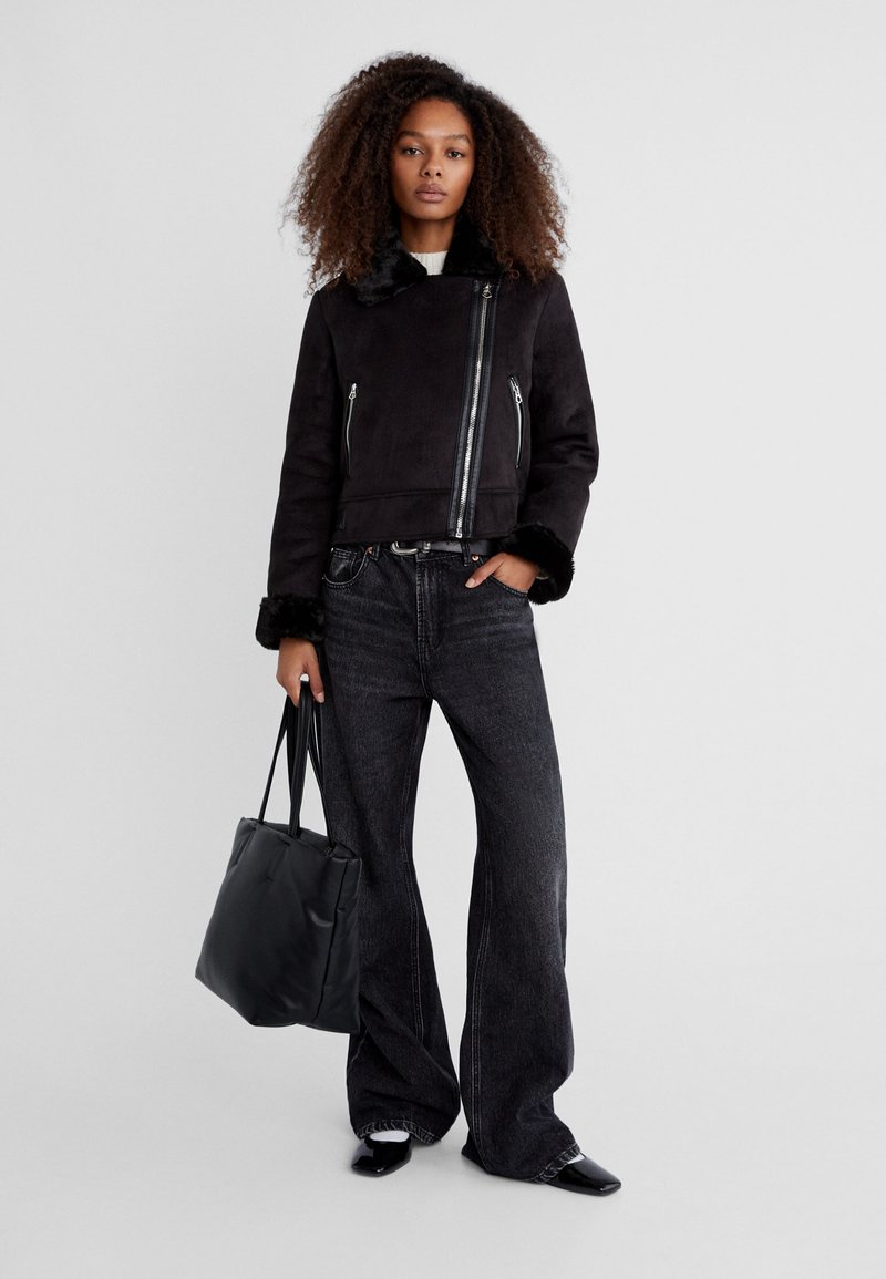 Stradivarius PLAIN QUILTED - Cabas - black/noir - ZALANDO.FR