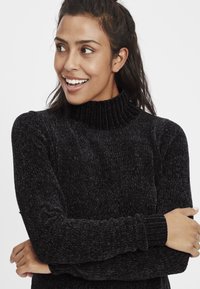 Oxmo OXESTELLA - Strikkegenser - black