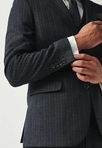 Next REGULAR FIT niebieski