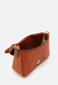 COACH MIXED FLAP SOFT TABBY SHOULDER BAG - Mala de mão - canyon/multi