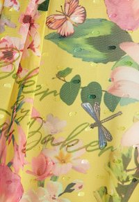 Baker by Ted Baker MIDI - Vapaa-ajan mekko - yellow