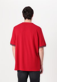 Thumbnail Image 4
