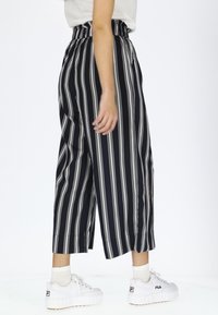 Seaside SANKT CLAUD  - Broek - navy stripe