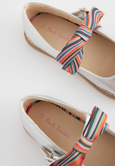 Paul Smith Junior Pahkluurihmadega baleriinad - silver