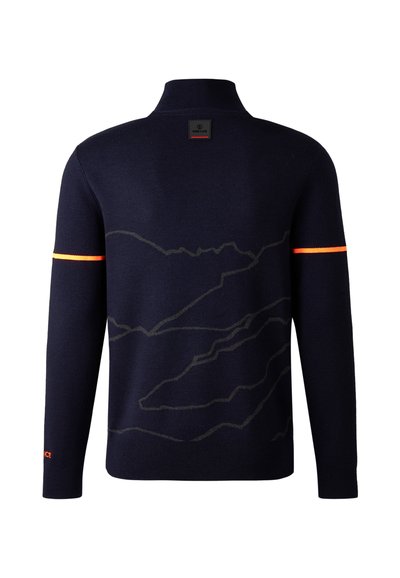 Navy Pullover-Sweater mit hohem Kragen, grauem Bergmuster-Design, orangefarbener Akzentstreifen an den Ärmeln und Markenschild auf der Rückseite.