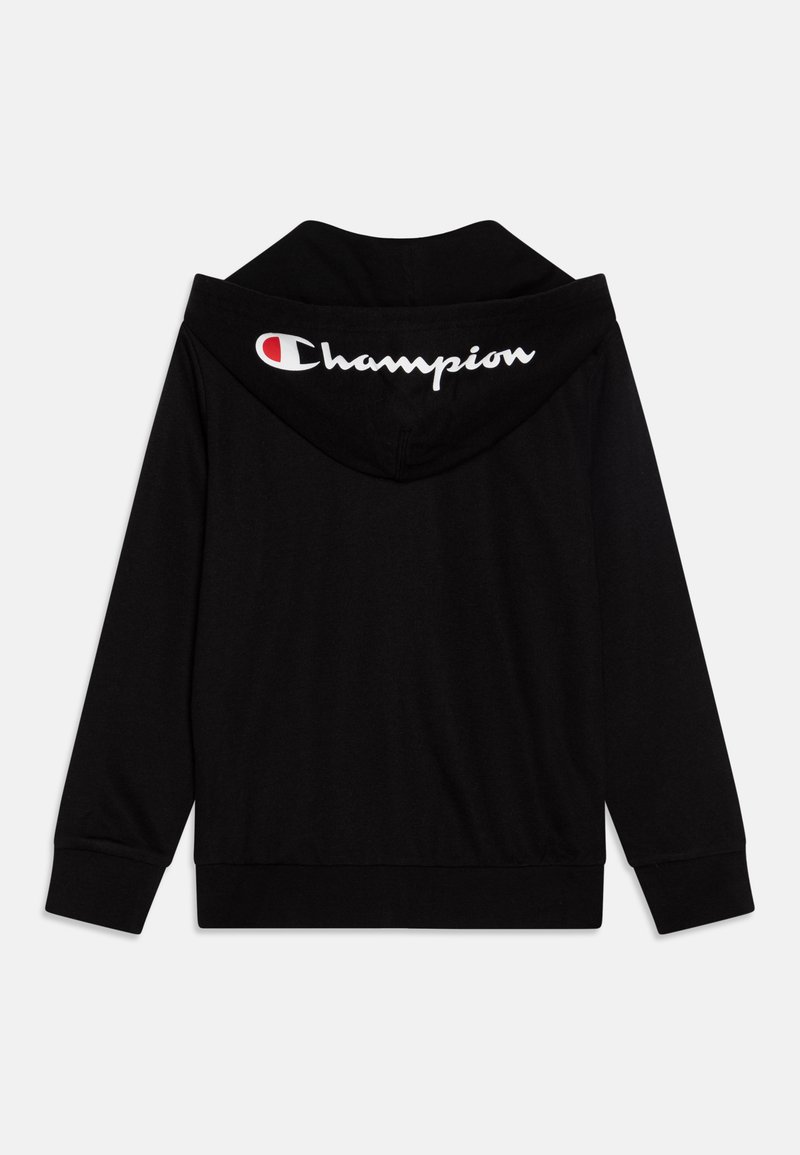 Felpa con cappuccio nera realizzata in cotone, con un logo sul retro in bianco e rosso. Include maniche lunghe e una tasca a marsupio sul davanti.