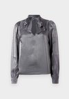 VIESSA V NECK TIE SHIRT - Μπλούζα - silver-coloured