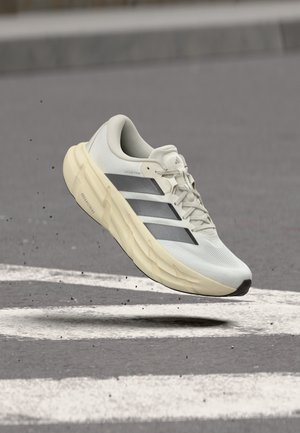 adidas Performance, ADISTAR 5 - Обувки за бягане по асфалт - cloud white/iron metallic/core black