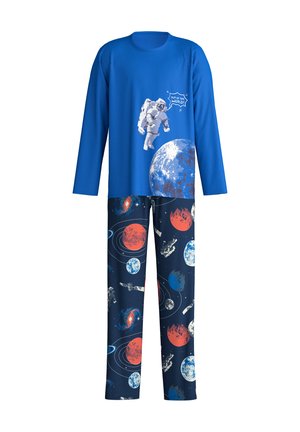 Blaue Schlafanzug-Set mit einem Oberteil mit langen Ärmeln, das ein Astronauten-Motiv und den Text "Out of this World!" zeigt, sowie einer dunkelblauen Hose mit einem Weltraummuster aus Planeten und Satelliten.