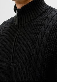 s.Oliver Strickpullover - black