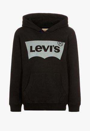 Sort hættetrøje med forreste kængurulomme og stor grå Levi's-logo tekst over brystet, med hætte og lange ærmer.