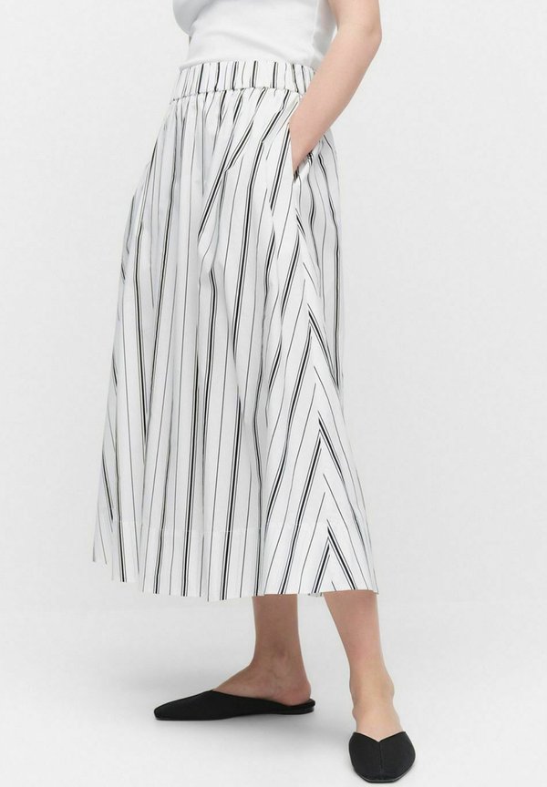 CARMELIA FLARED - A-Linien-Rock