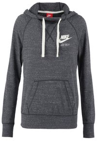 Mörkgrå huvtröja i strukturerad tyg, med en frontficka, vita dragsnören och en tryckt Nike-logga med texten "JUST DO IT".