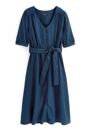 Robe midi bleu foncé avec manches courtes bouffantes, devant à boutons, encolure en V et ceinture nouée à la taille.