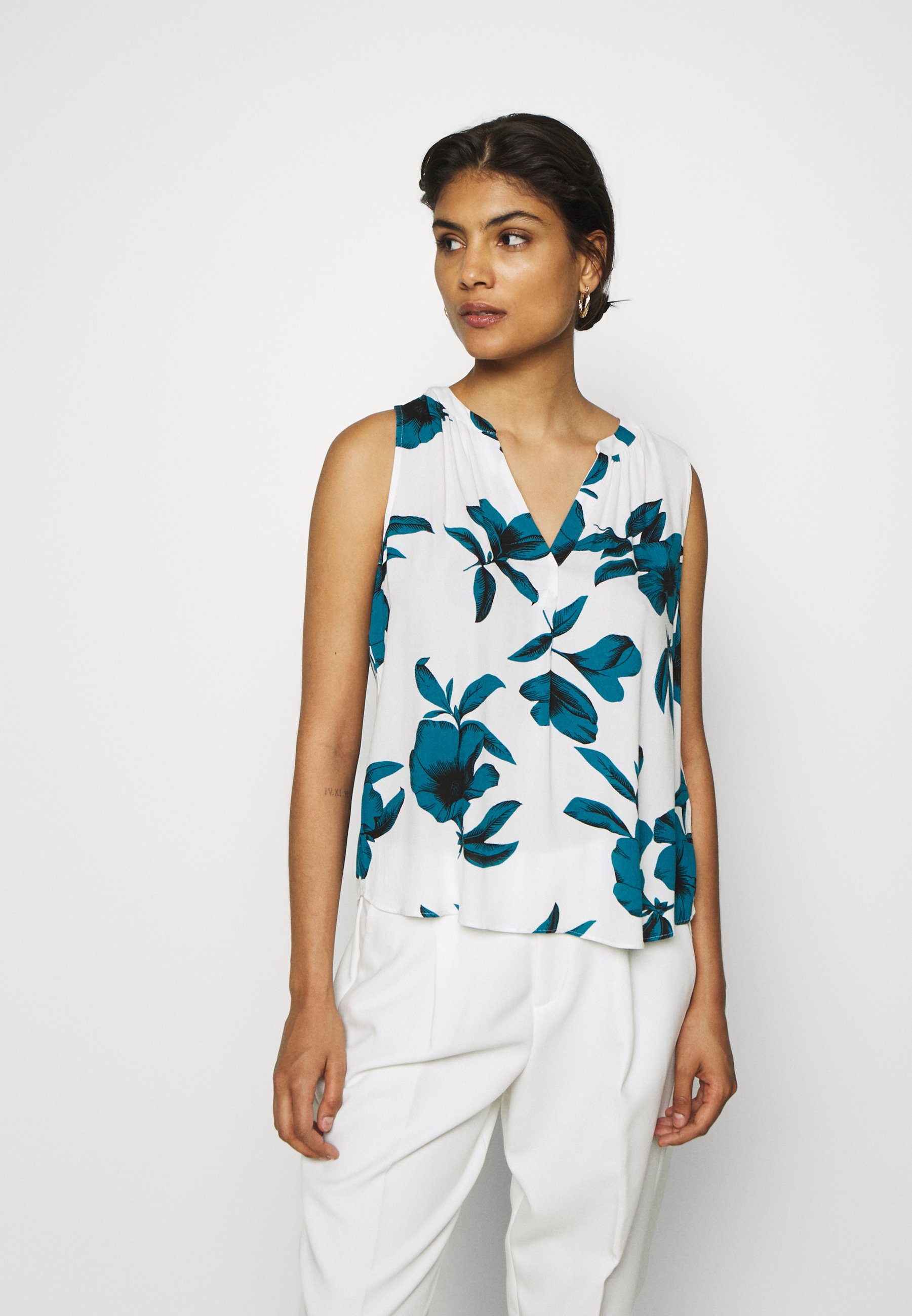 Banana republic white blouse Clearance