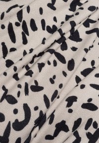 Thumbnail Image 3