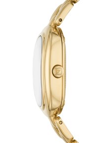 Montre dorée avec un boîtier arrondi, surface lisse et un cadran blanc. Présente une couronne sur le côté et dispose d'un design de bracelet classique.