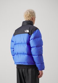 The North Face 1996 RETRO NUPTSE JACKET - Sulejope - solar blue