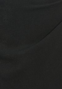 Unausgewählt, black