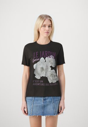 Czarna bawełniana koszulka z kwiatowym grafiką w białym i purpurowym tekście brzmiącym "LE JARDIN Secret C’est un AVENTURE DES FLEURS."