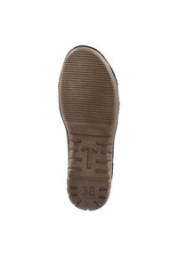 Suola di scarpa in gomma marrone con una texture scanalata, caratterizzata da un simbolo a freccia e il numero "38" in rilievo. I lati sembrano leggermente curvi.