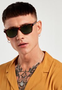 Hawkers NR 35 - Aurinkolasit - brown