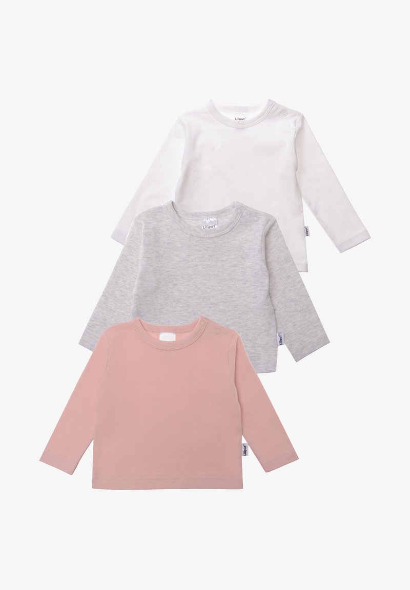 Set aus drei Langarm-T-Shirts: weiß, grau und rosa. Jedes Shirt hat einen runden Halsausschnitt und einen Druckknopf an einer Schulter. Aus weichem Baumwollmaterial.