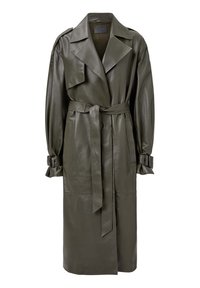 Cappotto trench in pelle verde oliva con cintura in vita, colletto a rever, spalline e polsini arrotolati. Presenta due tasche frontali.