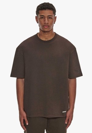 SUPER HEAVY BLANK  - Lihtne T-särk - chocolatebrown