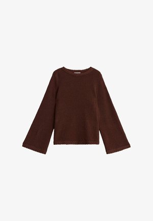 Pull marron en maille à manches longues avec des manches légèrement évasées et une bordure tressée autour de l'encolure, des poignets et de l'ourlet.