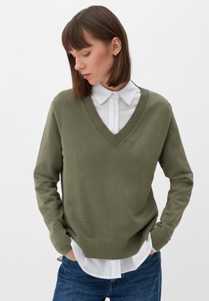 V NECK - Trui - olivgrün