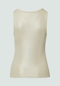 Mouwloze, aansluitende tanktop van metallic beige stof met een subtiele glanzende textuur, voorzien van een ronde halslijn en zonder zichtbare naden.