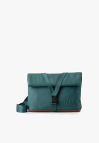 Unselected, transformative teal