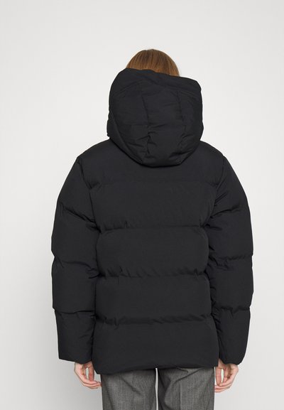 Holzweiler BESSEGGEN JACKET - Dūnu jaka - black