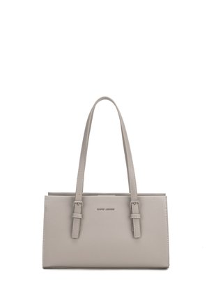 Sac à main rectangulaire gris clair avec deux bretelles ajustables et un petit logo de marque embossé au centre avant.
