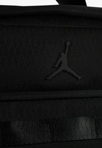 Jordan COLLECTORS DUFFLE - Bolsa de deporte - black
