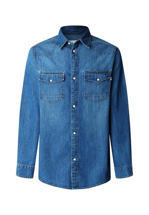 Denimhemd in Hellblau, mit langen Ärmeln, Knopfverschluss vorne, zwei Brusttaschen mit Klappen und kontrastierenden Nähdetails.