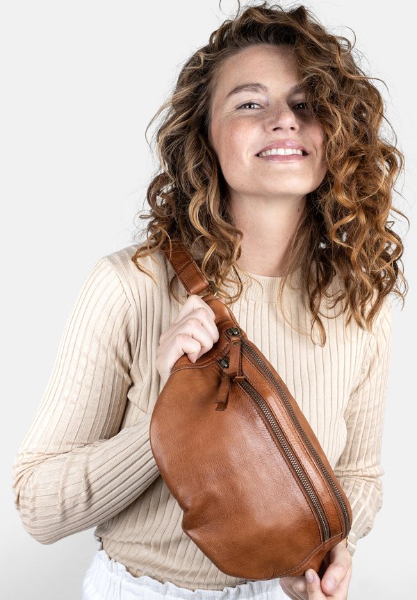 FAUST URBAN - Gürteltasche - walnut