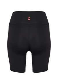 Svarta träningsshorts med hög midja, tillverkade av ett slätt, elastiskt material. Har rosa chevron-detaljer nära baksidan av midjan.