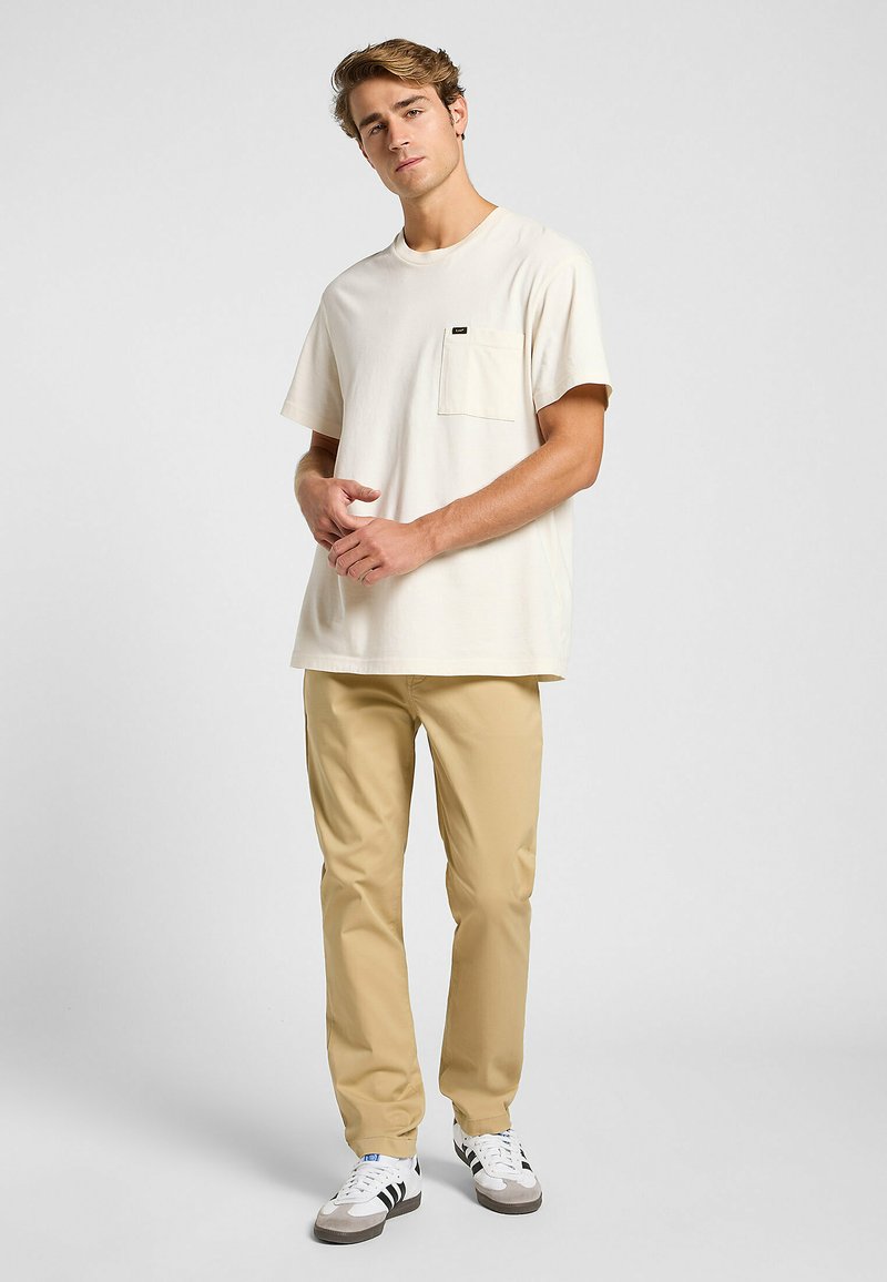 Lee Chino tan