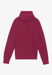 Ribota merino adīts džemperis bagātīgā magentas krāsā, ar augstu pārgrieztu kakla daļu un garām piedurknēm ar ribotām aprocēm un apakšmalu.