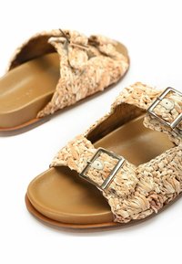 Inuovo Mules - off-white