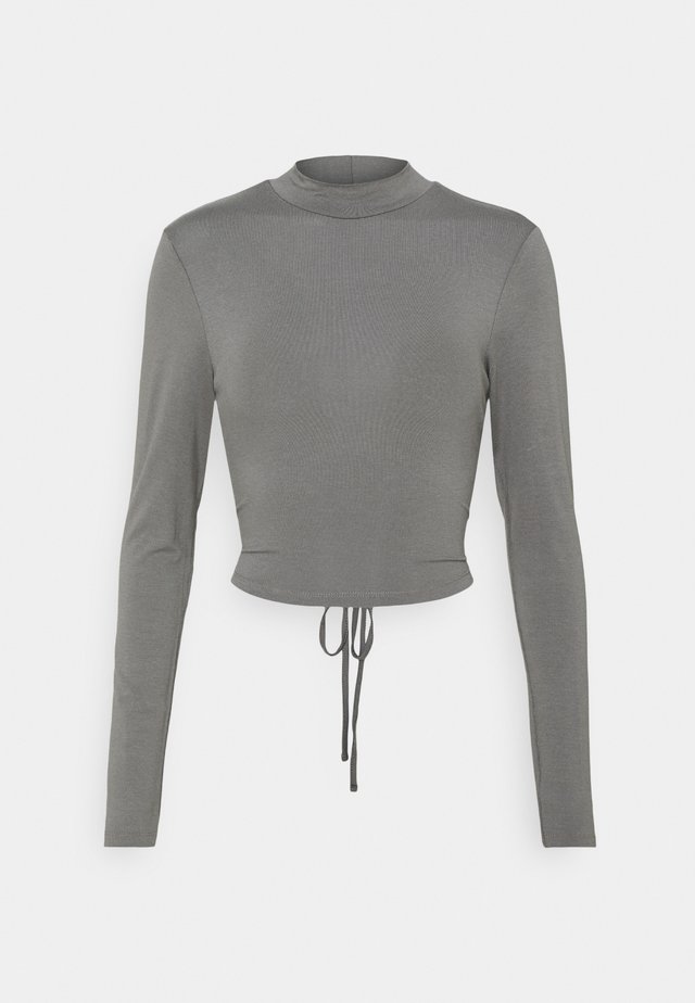 NA-KD X ZALANDO EXCLUSIVE - STRAPPDY - Langarmshirt - dark grey