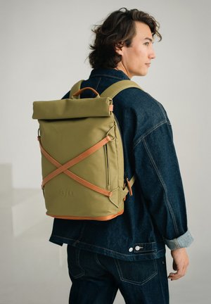 Aunts & Uncles, OSAKA - Tagesrucksack - marshland