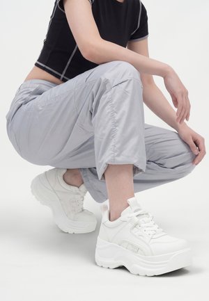 Buffalo, ZANE SNEAKER - Baskets basses - white