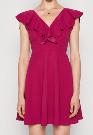 Cocktailkjole / festkjole - pink