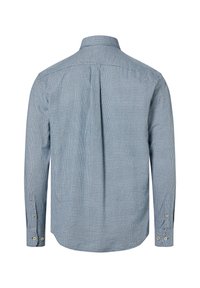 Niebiesko-biała koszula w kratę z długim rękawem, z kołnierzykiem, mankietami na guziki i plisą z tyłu dla swobody ruchów. Materiał z mieszanki bawełny.
